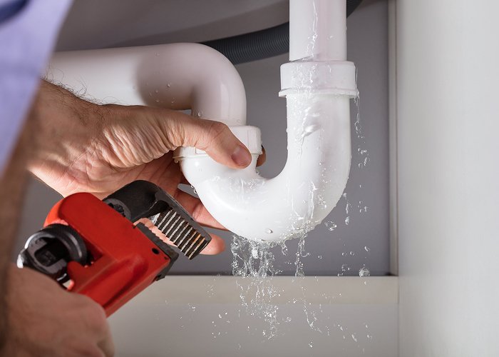 leaking-pipe-repair-process